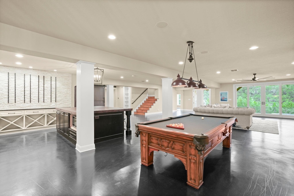 121 Burgess Ln - Photo 38