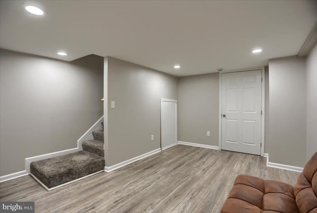 1207 Anglesea Street - Photo 16