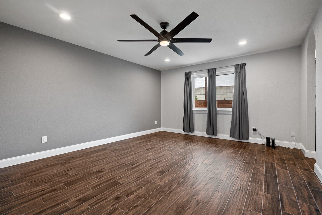 5143 Ganymede Dr - Photo 15
