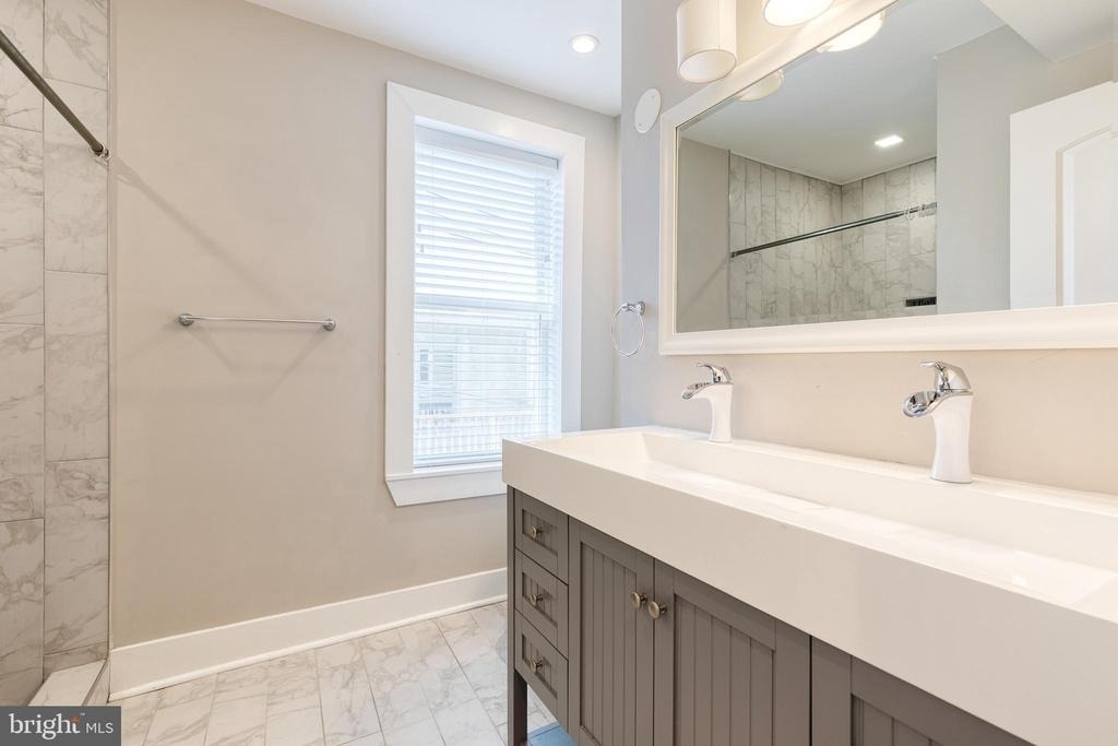 734 S Robinson Street - Photo 12
