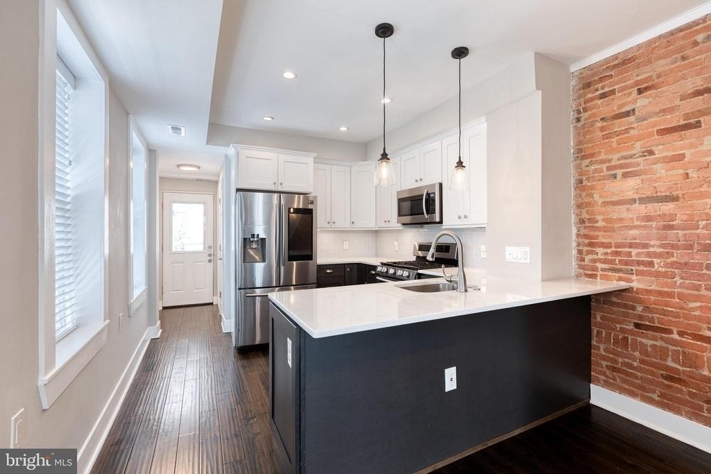 734 S Robinson Street - Photo 6