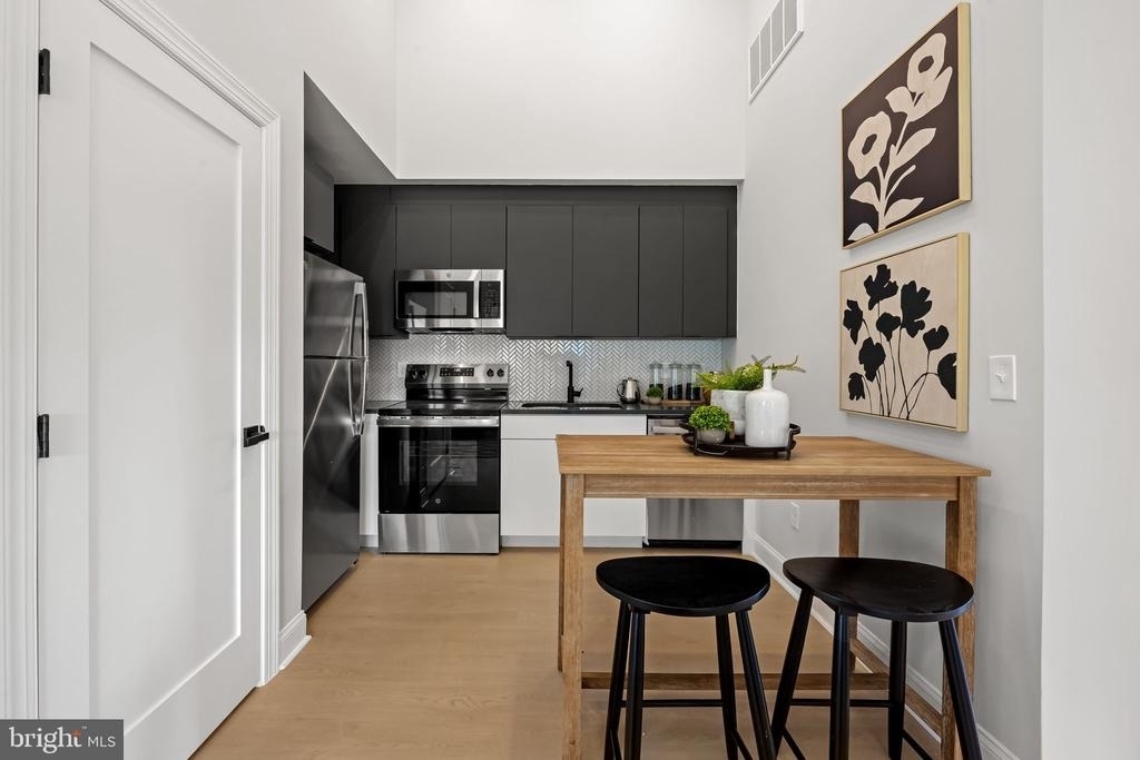 600 N Howard Street - Photo 4