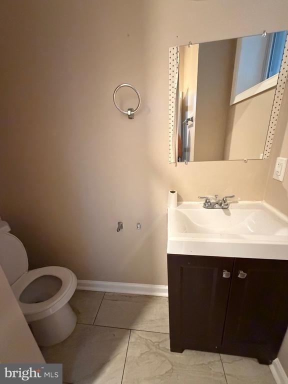 1032 Valley Street - Photo 6