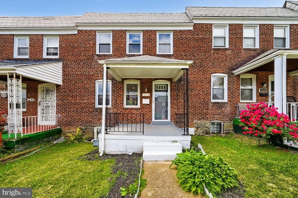 1014 Lyndhurst Street - Photo 2