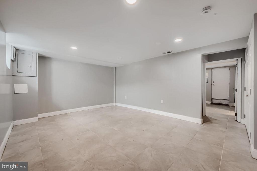 1014 Lyndhurst Street - Photo 14
