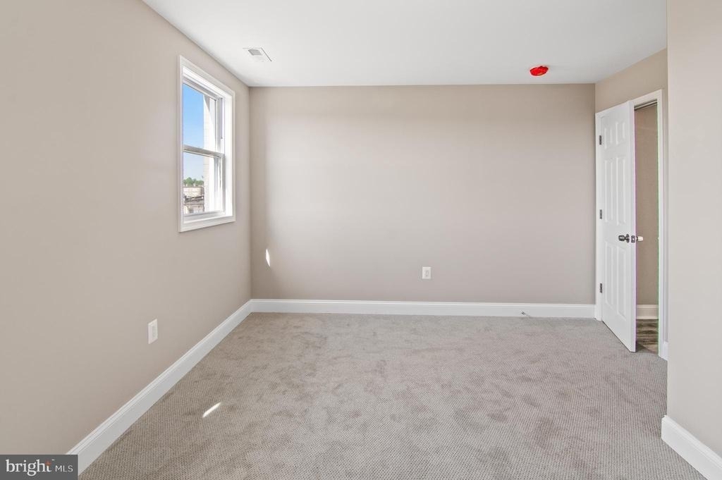 3022 E Fayette Street - Photo 15