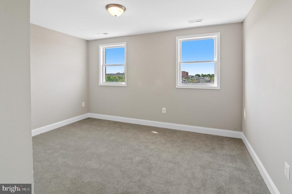 3022 E Fayette Street - Photo 16