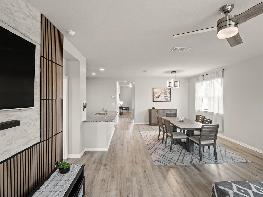 501 Dubina Ave - Photo 5