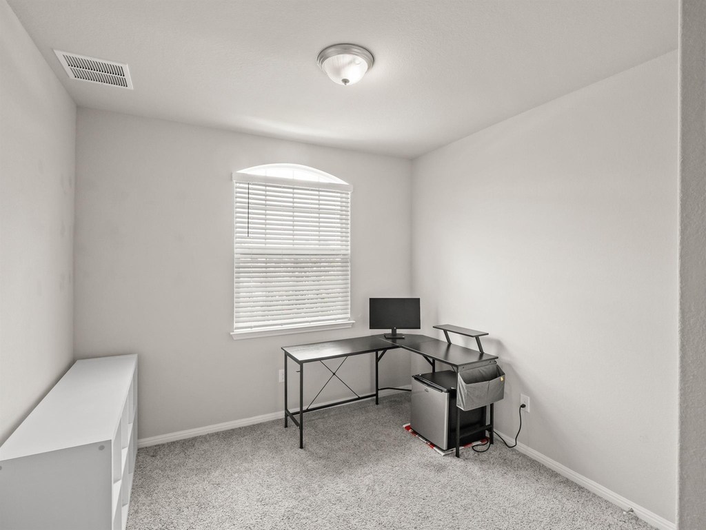 501 Dubina Ave - Photo 11