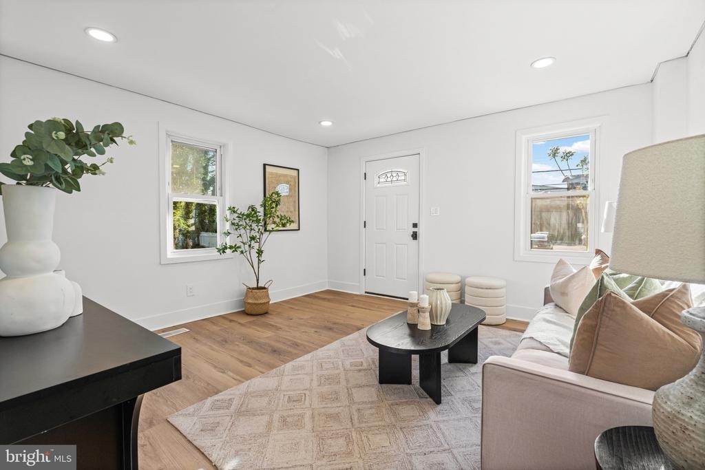 1019 President Street - Photo 8