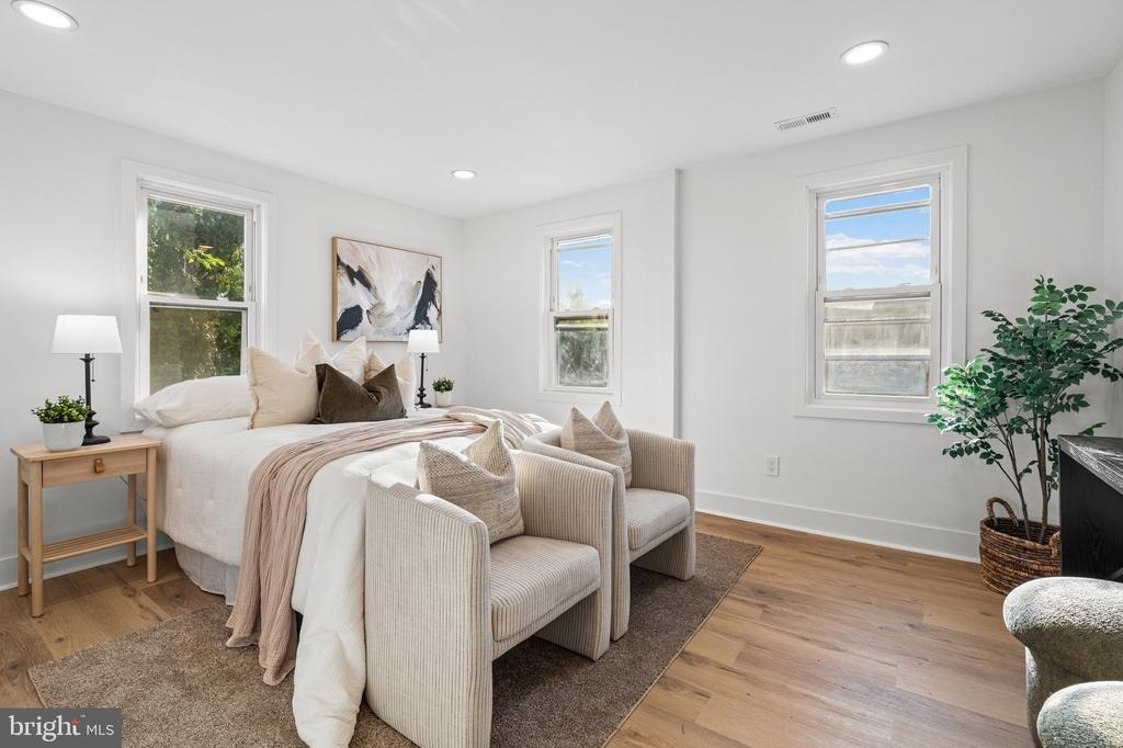 1019 President Street - Photo 11