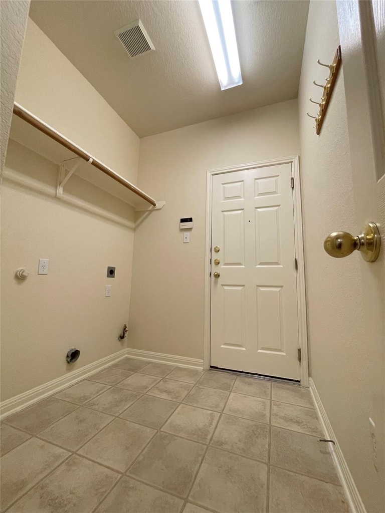 3110 Aquila Ct - Photo 18