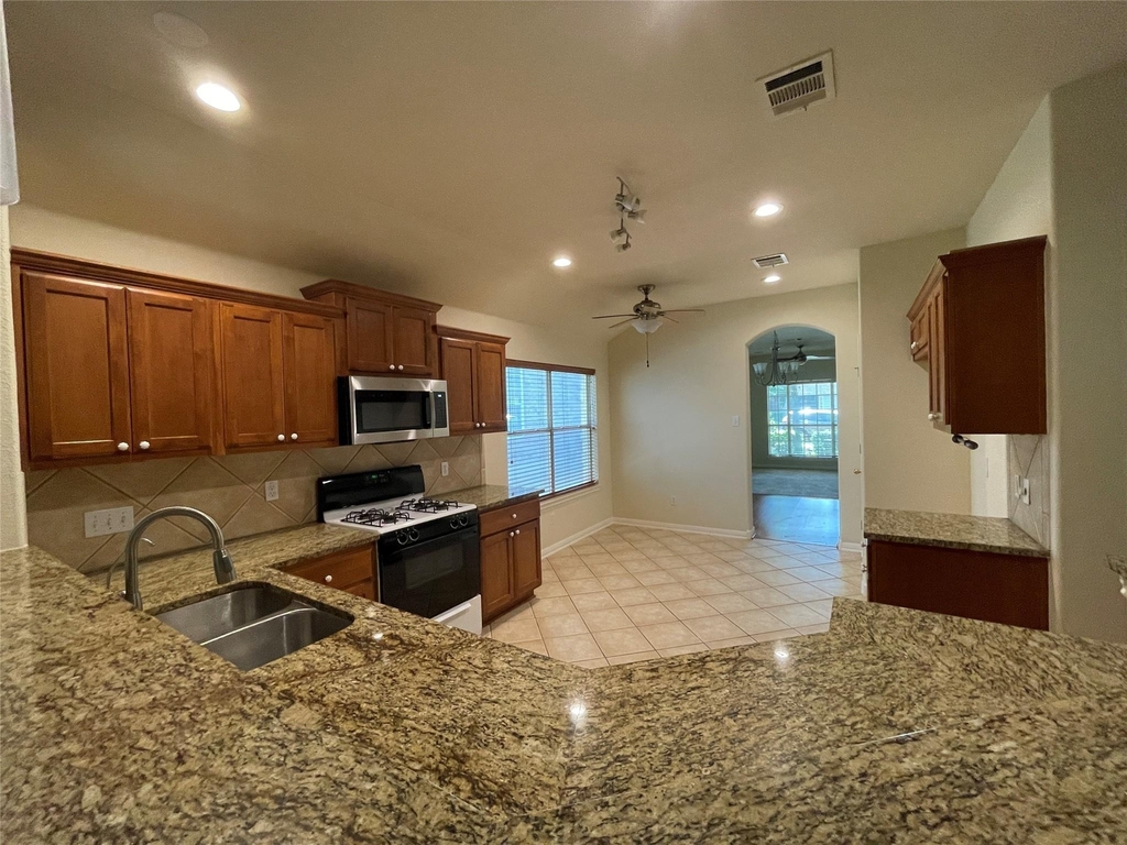 3110 Aquila Ct - Photo 7