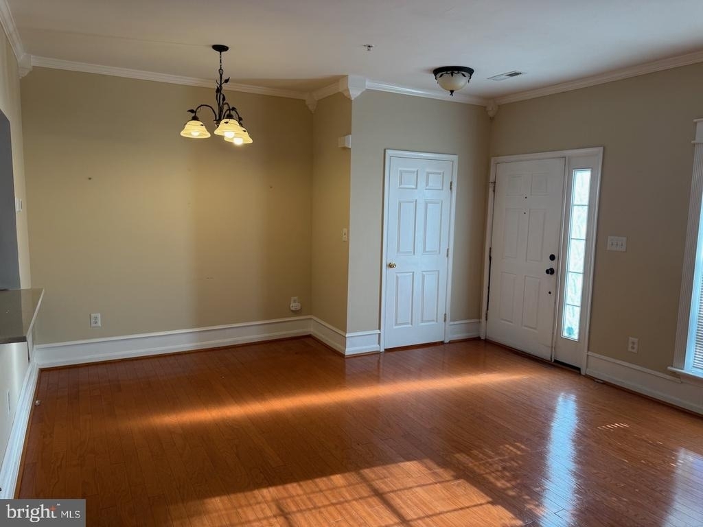 1959 Camelia Court - Photo 2