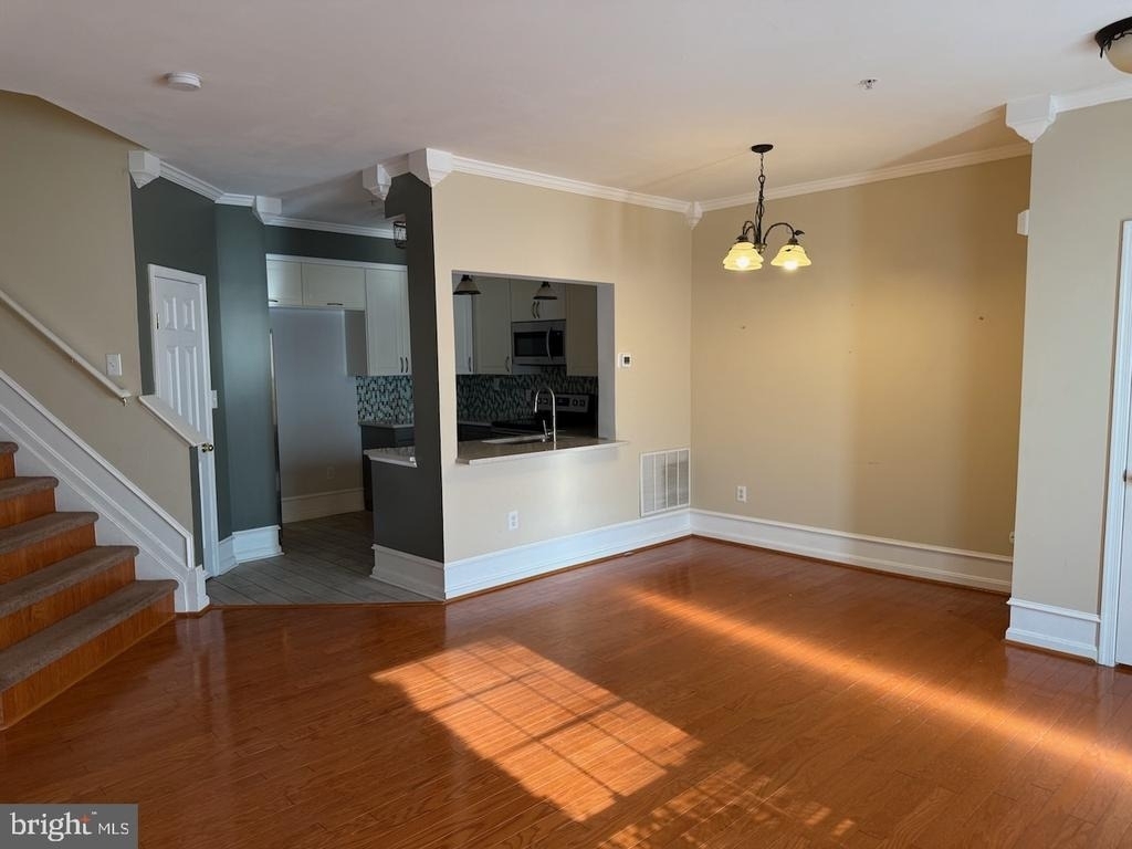 1959 Camelia Court - Photo 3