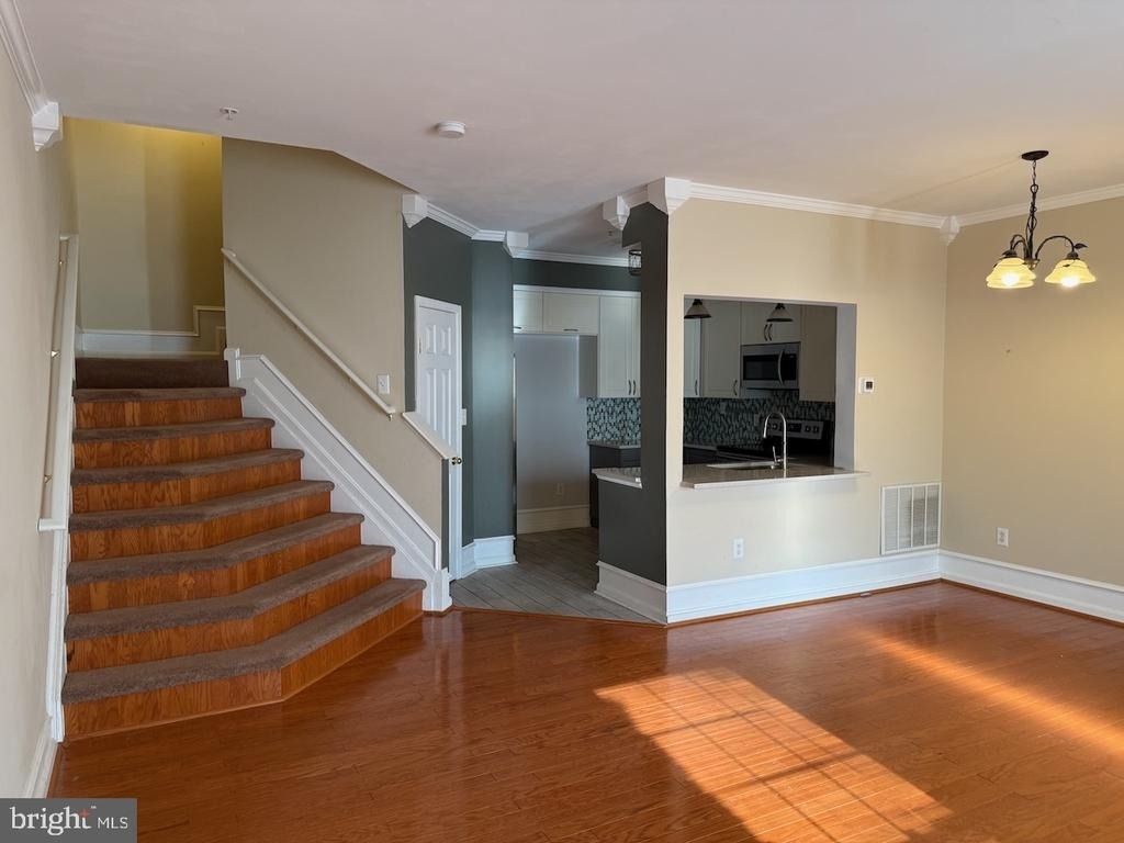 1959 Camelia Court - Photo 8