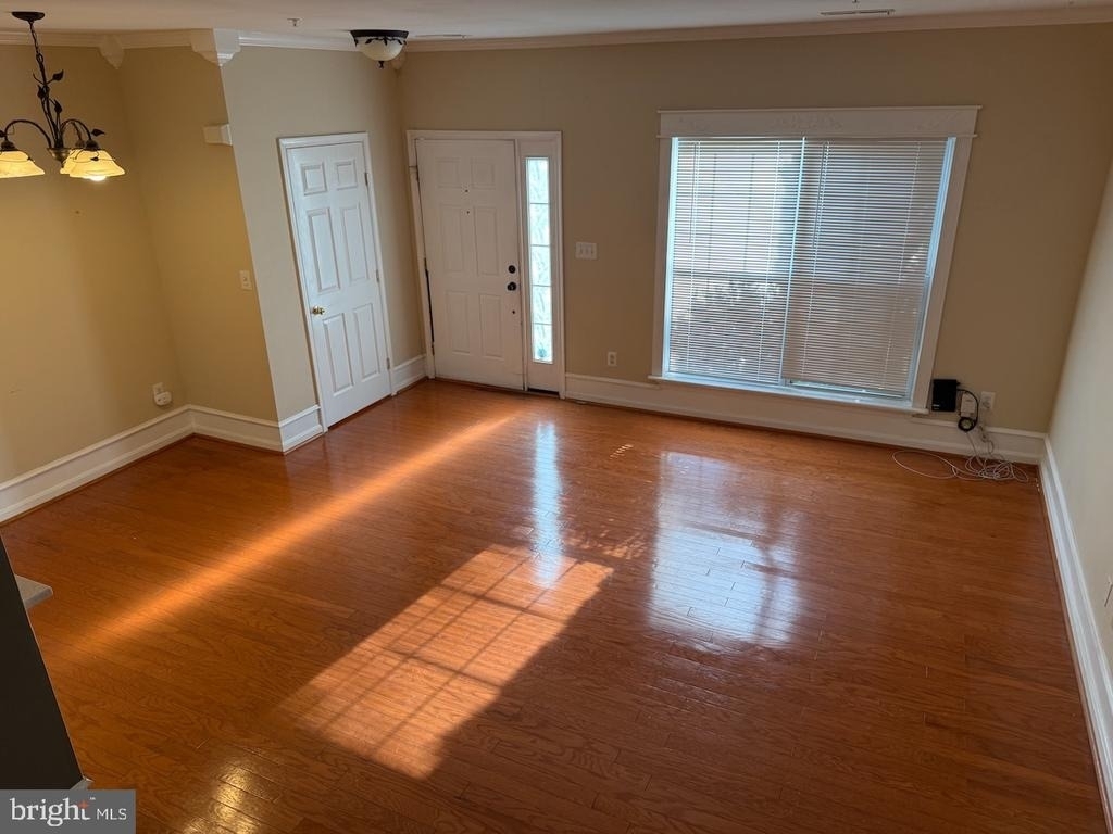 1959 Camelia Court - Photo 6