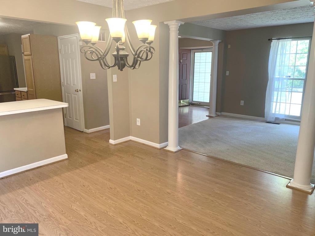 7931 Carriage Drive - Photo 6