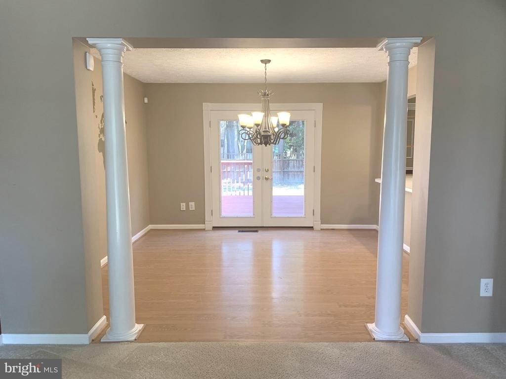 7931 Carriage Drive - Photo 7