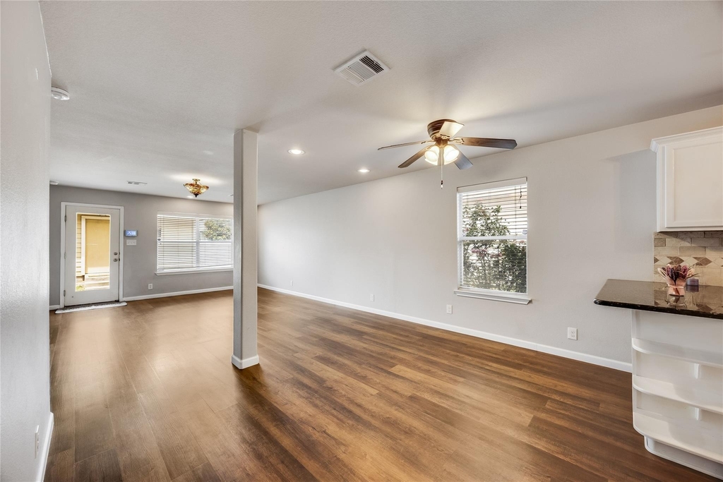 710 Craters Of The Moon Blvd - Photo 15