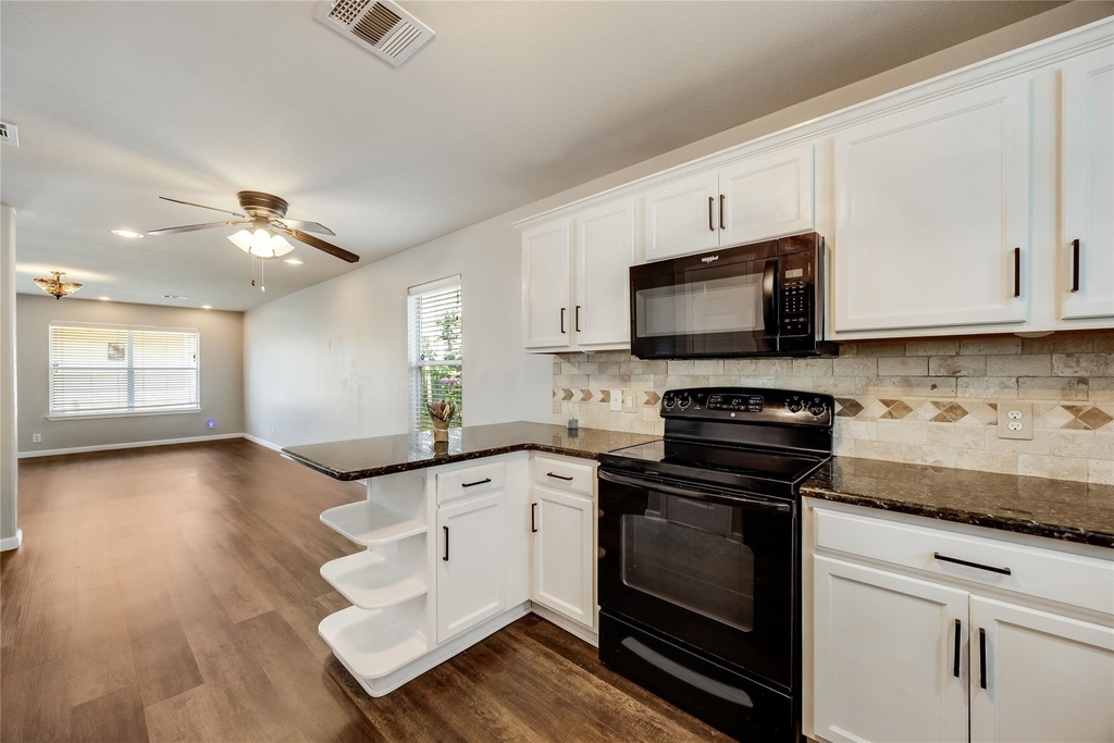 710 Craters Of The Moon Blvd - Photo 20