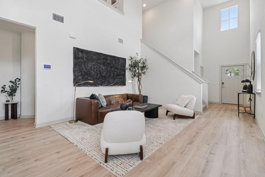 220 Merrick Rd - Photo 1