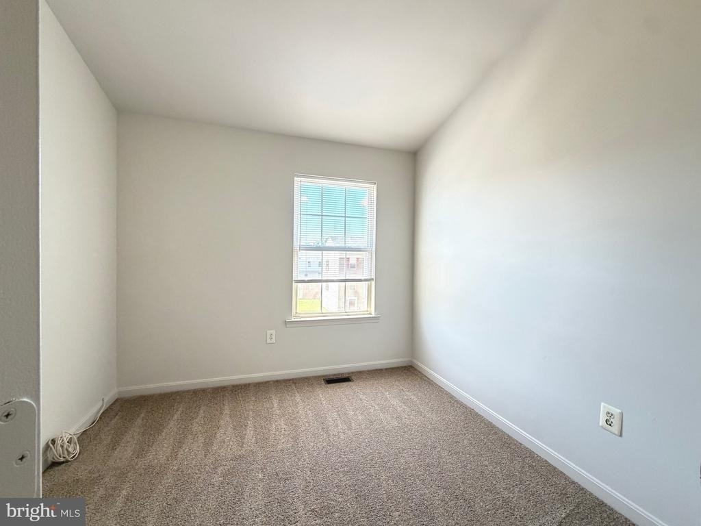 188 Pinecove Avenue - Photo 10