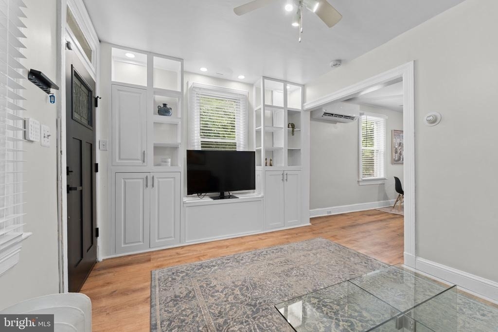 2339 3rd Street Ne - Photo 8