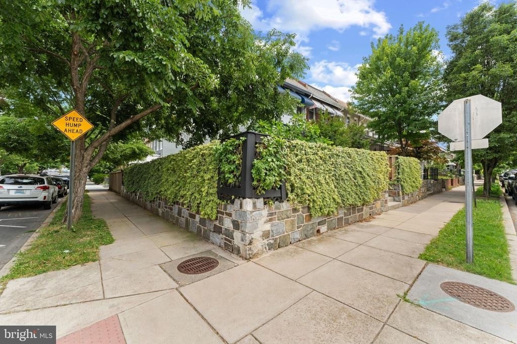 2339 3rd Street Ne - Photo 35