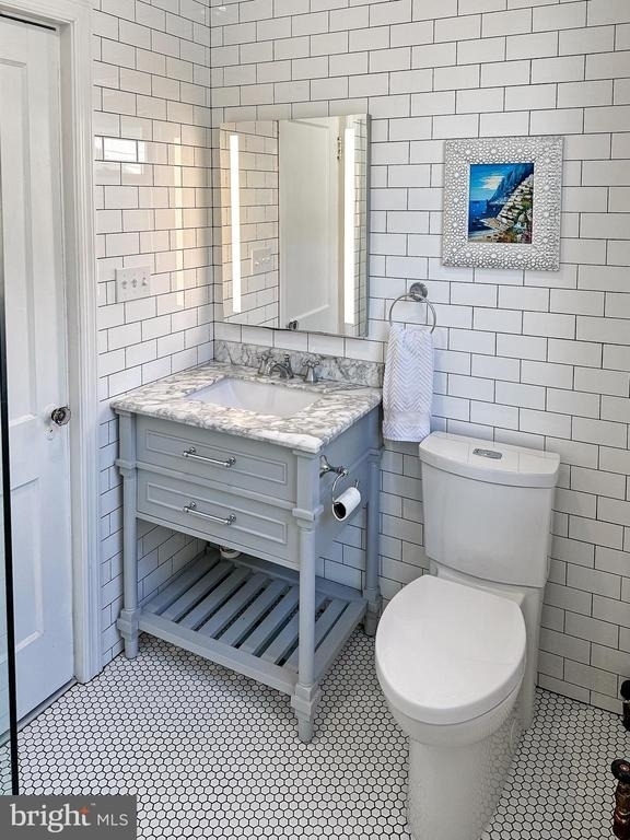 1209 Gallatin Street Nw - Photo 7