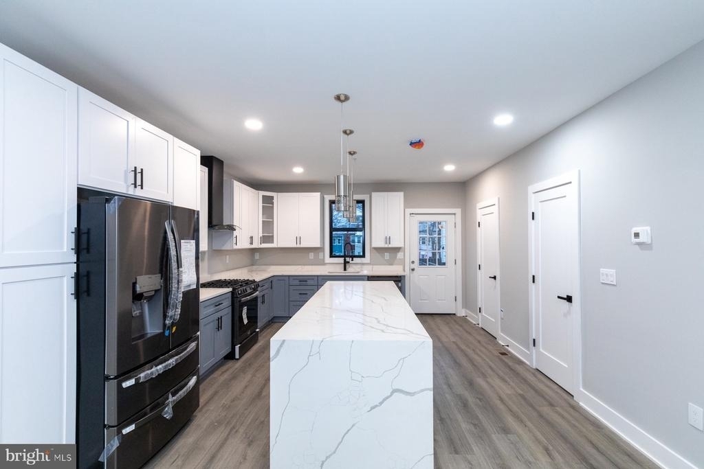 1321 Shepherd Street Nw - Photo 21