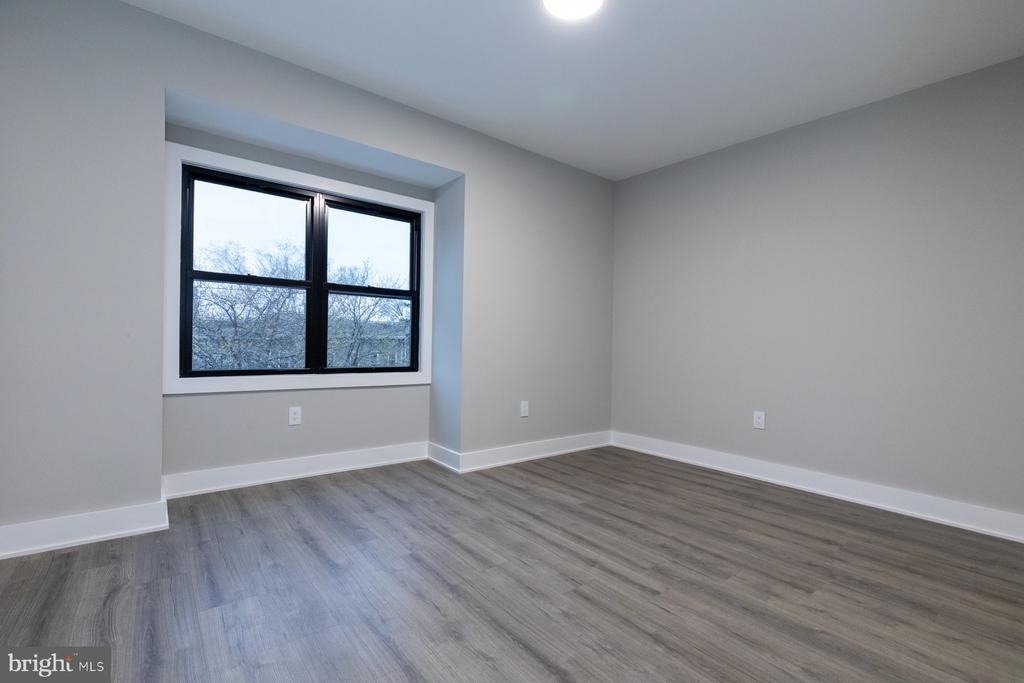 1321 Shepherd Street Nw - Photo 16