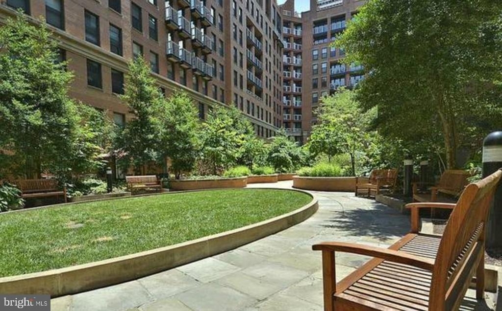 631 D Street Nw - Photo 53