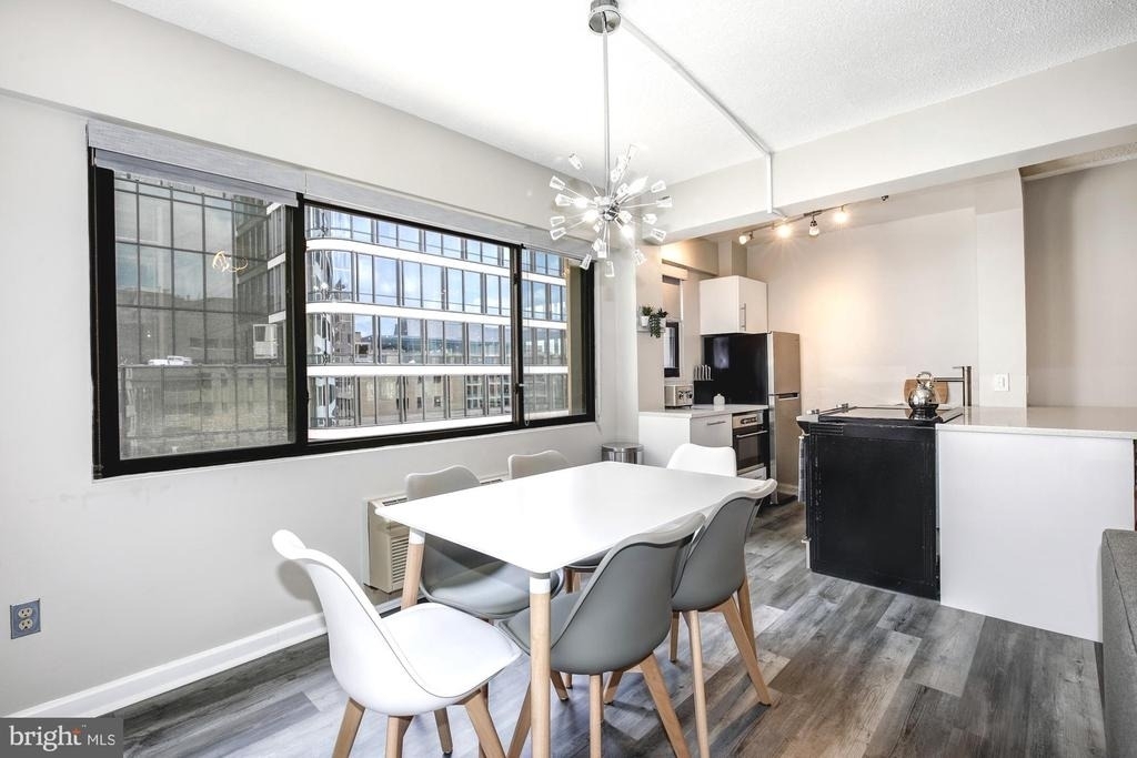 2141 I Street Nw - Photo 5