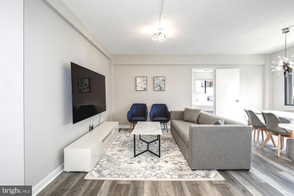 2141 I Street Nw - Photo 1