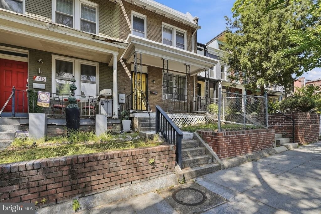 711 Harvard Street Nw - Photo 15