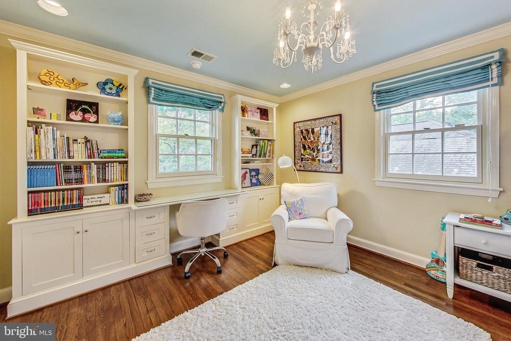 4831 Calvert Street Nw - Photo 28