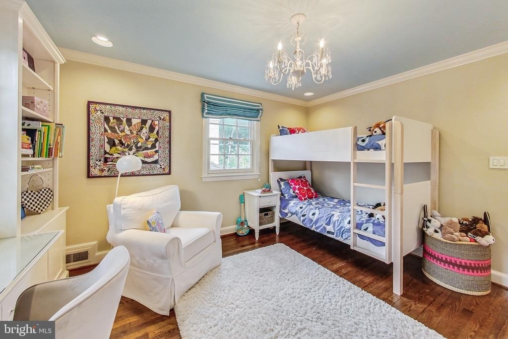 4831 Calvert Street Nw - Photo 27