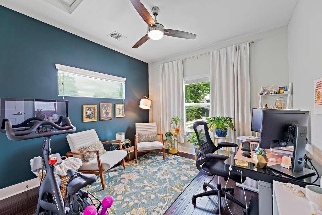 7600 Carver Ave - Photo 21