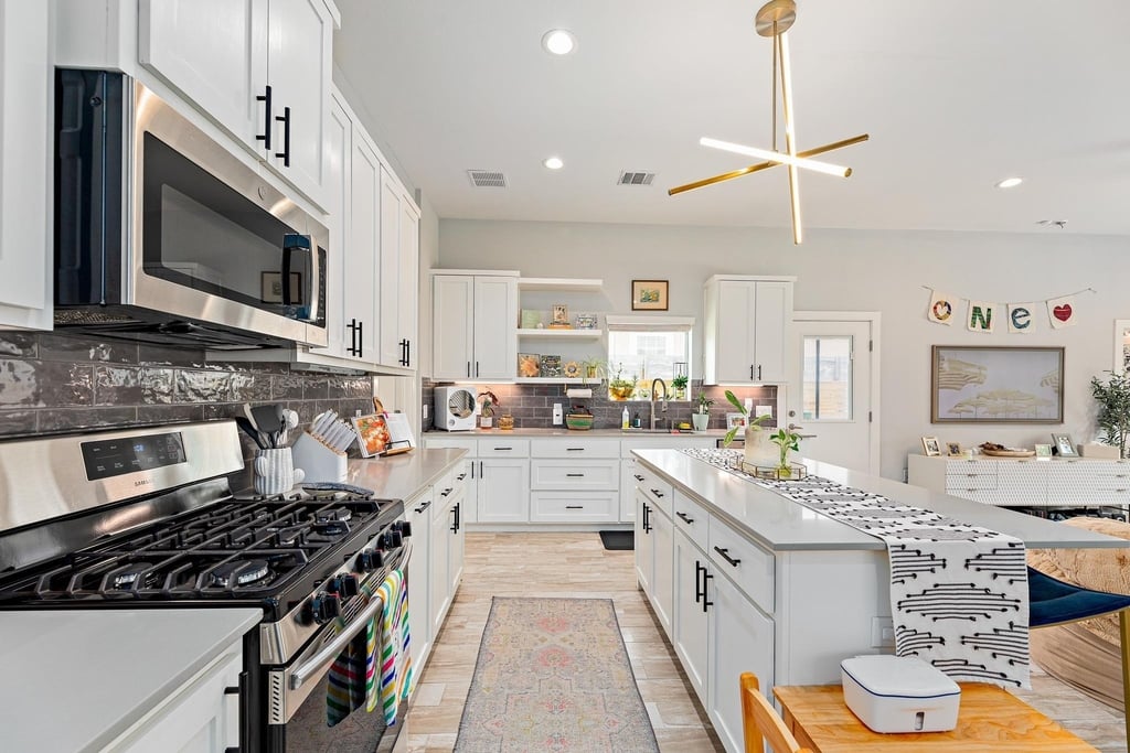 7600 Carver Ave - Photo 12