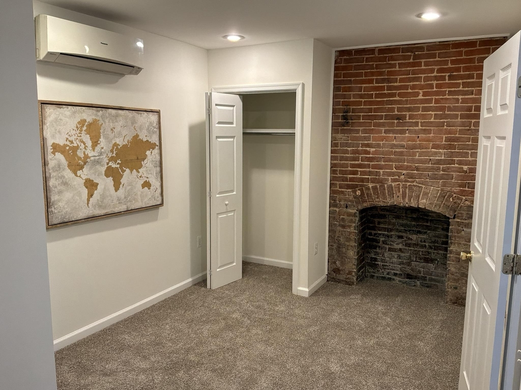 123 7th Street Ne - Photo 5