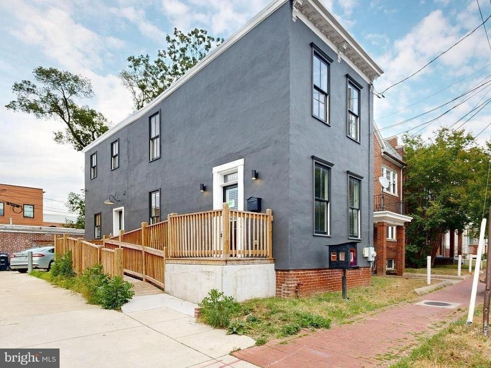 1214 U Street Se - Photo 0