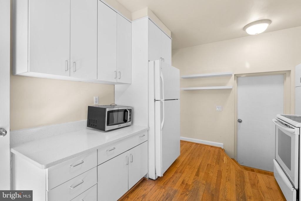 3638 Alton Place Nw - Photo 9