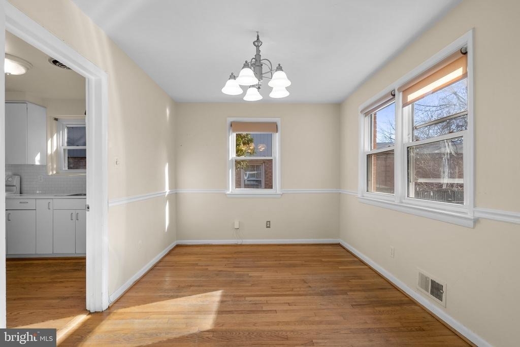 3638 Alton Place Nw - Photo 6