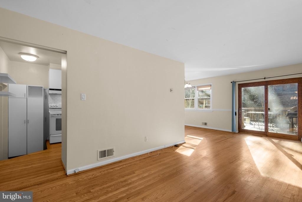 3638 Alton Place Nw - Photo 4