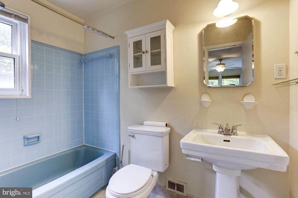 3638 Alton Place Nw - Photo 16