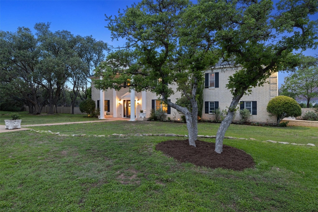 17700 N Rim Dr - Photo 2