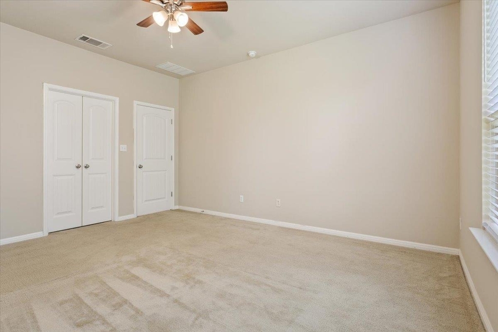 1013 Fred Couples Ct - Photo 18
