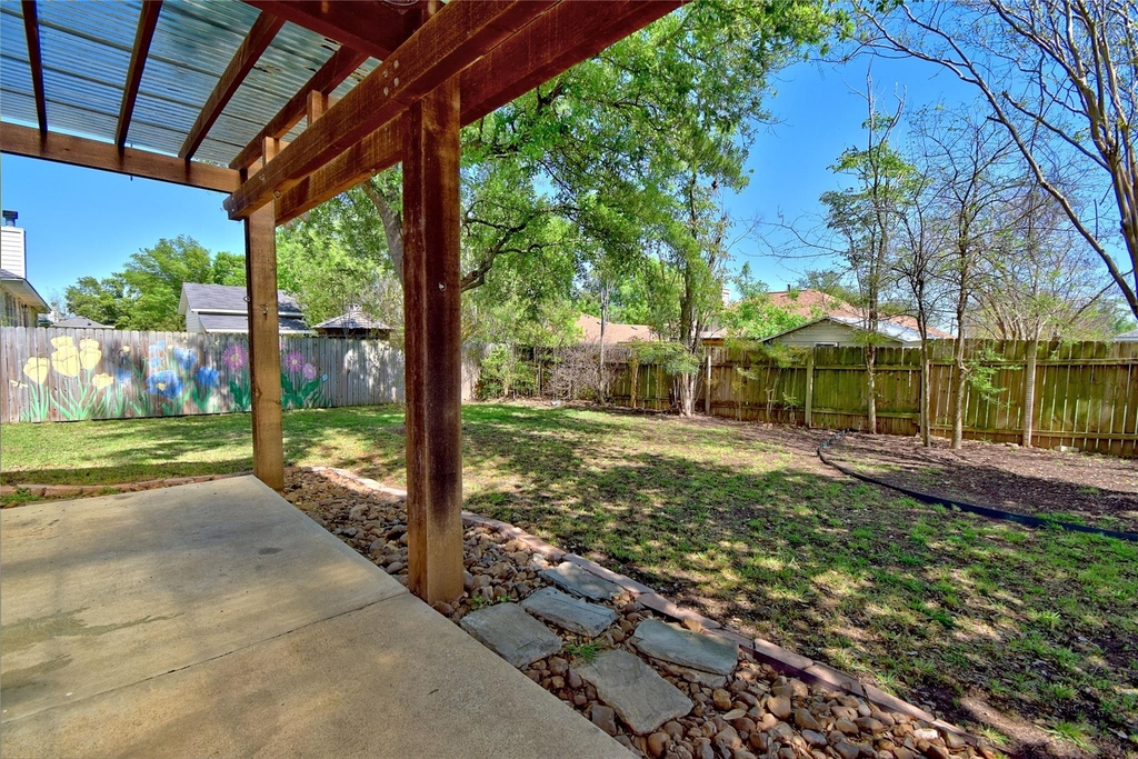 807 Wild Petunia Way - Photo 21
