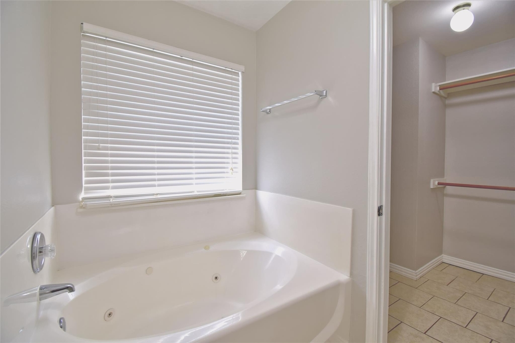 807 Wild Petunia Way - Photo 19